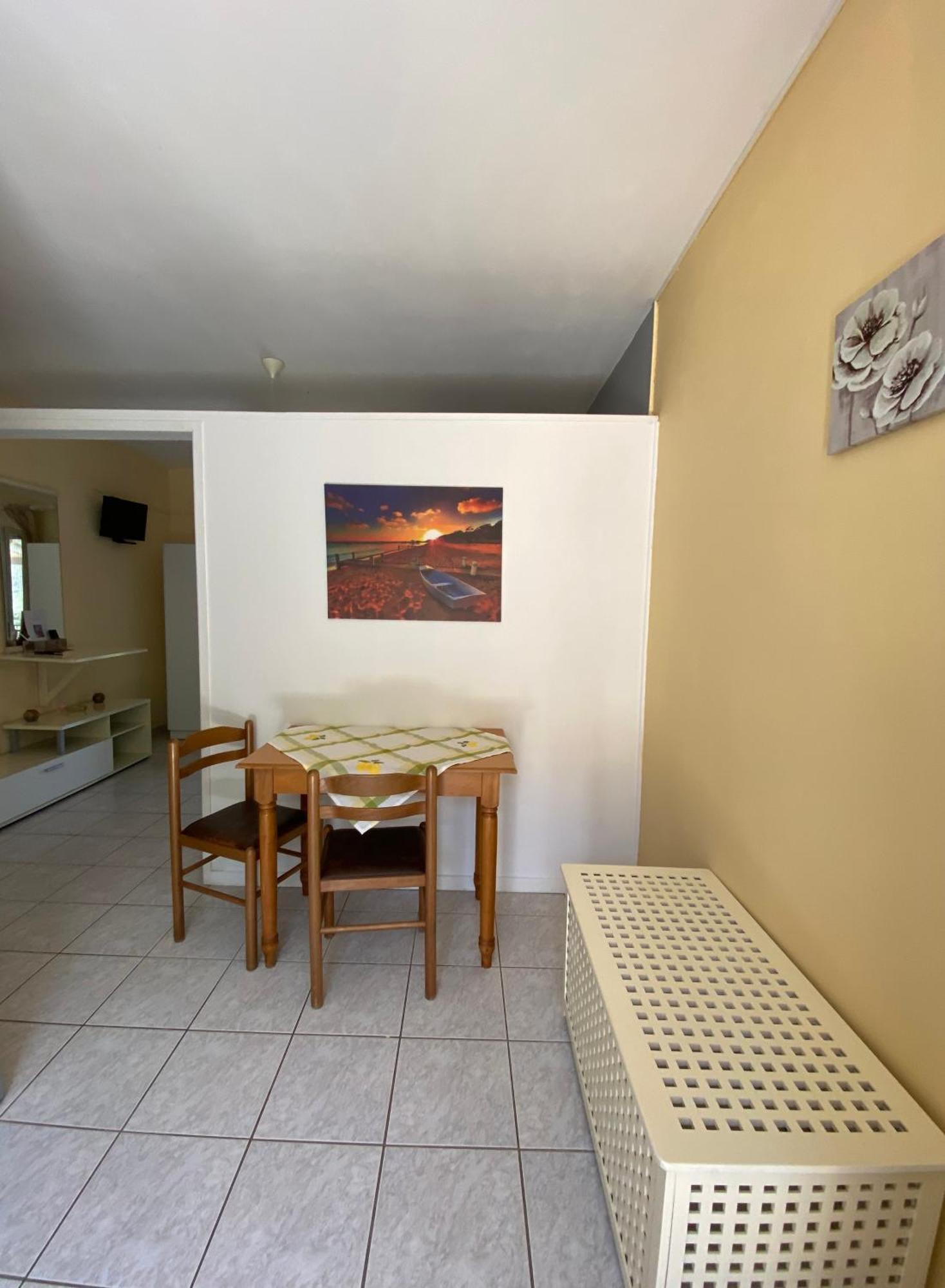 Myrtos Hotel Divarata Экстерьер фото