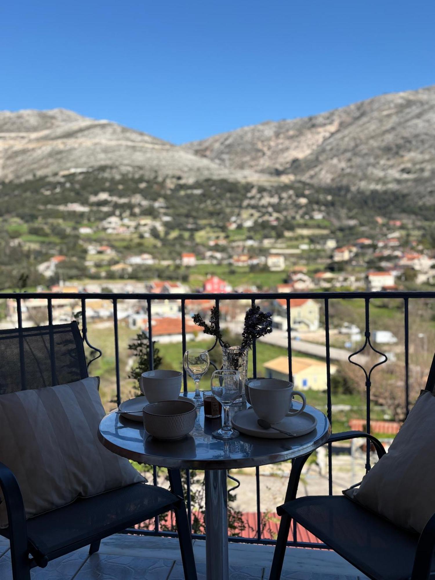 Myrtos Hotel Divarata Экстерьер фото