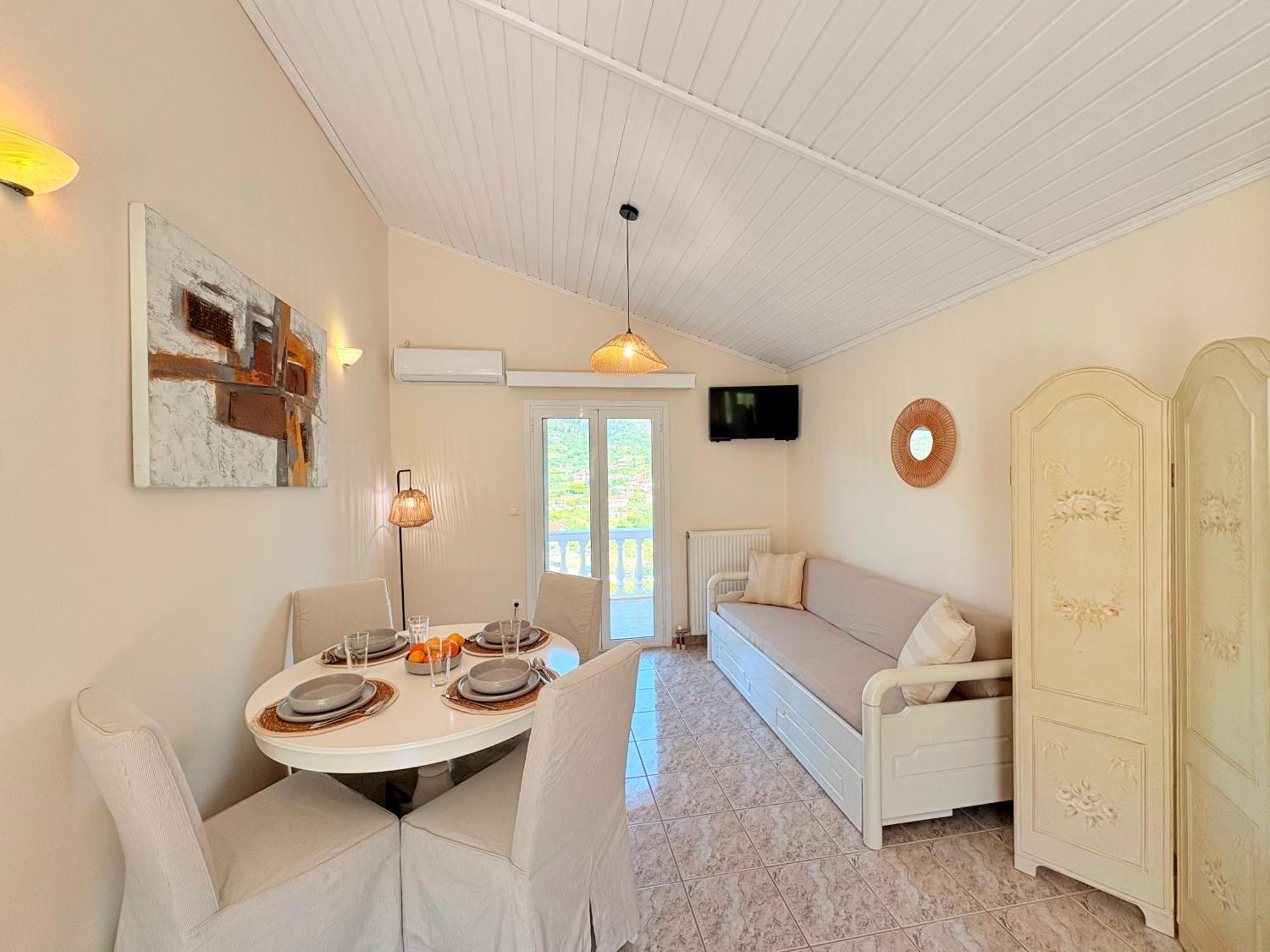 Myrtos Hotel Divarata Экстерьер фото