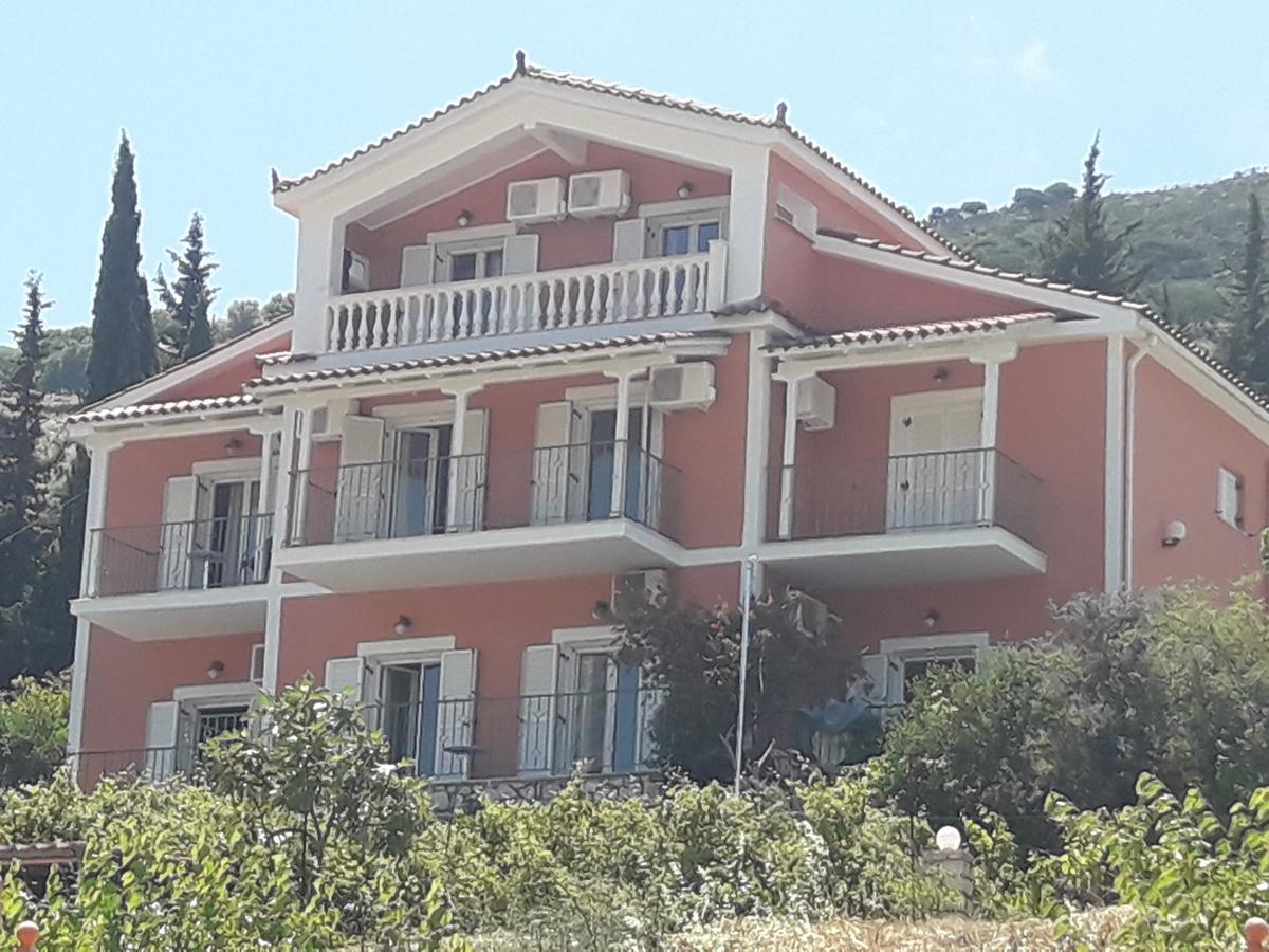 Myrtos Hotel Divarata Экстерьер фото